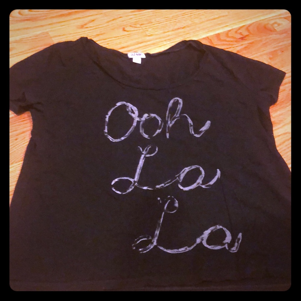 Black t shirt from old navy